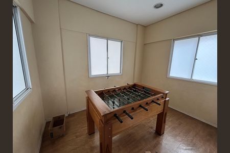 Apartamento à venda com 49m², 2 quartos e 1 vaga Apartamento à venda com 49m², 2 quartos e 1 vagaSalão de jogos