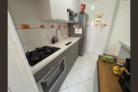 Apartamento à venda com 49m², 2 quartos e 1 vaga Apartamento à venda com 49m², 2 quartos e 1 vagaCozinha