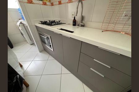 Apartamento à venda com 49m², 2 quartos e 1 vaga Apartamento à venda com 49m², 2 quartos e 1 vagaCozinha