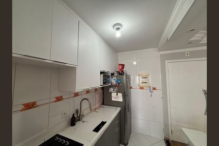 Apartamento à venda com 49m², 2 quartos e 1 vaga Apartamento à venda com 49m², 2 quartos e 1 vagaCozinha