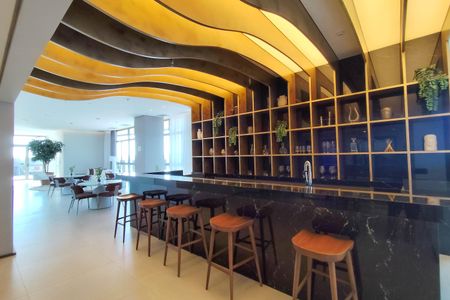 Apartamento para alugar com 180m², 4 quartos e 3 vagas Apartamento para alugar com 180m², 4 quartos e 3 vagasArea Comum