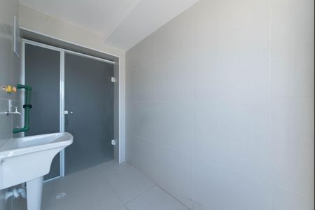 Apartamento para alugar com 180m², 4 quartos e 3 vagas Apartamento para alugar com 180m², 4 quartos e 3 vagasLavanderia
