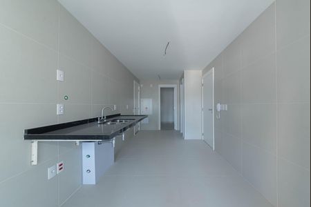 Apartamento para alugar com 180m², 4 quartos e 3 vagas Apartamento para alugar com 180m², 4 quartos e 3 vagasCozinha