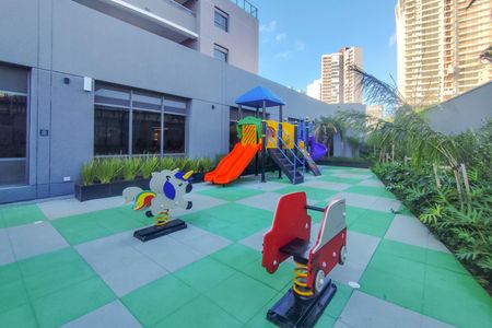 Apartamento para alugar com 180m², 4 quartos e 3 vagas Apartamento para alugar com 180m², 4 quartos e 3 vagasArea Comum