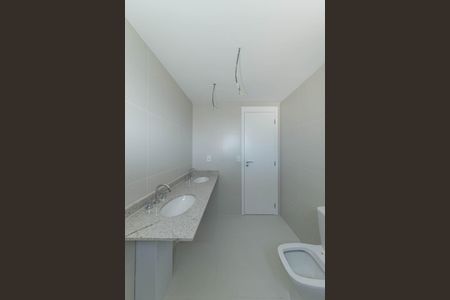 Apartamento para alugar com 180m², 4 quartos e 3 vagas Apartamento para alugar com 180m², 4 quartos e 3 vagasBanheiro da Suíte 4