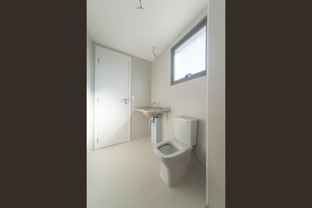 Apartamento para alugar com 180m², 4 quartos e 3 vagas Apartamento para alugar com 180m², 4 quartos e 3 vagasBanheiro da Suíte 2