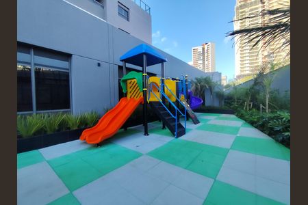 Apartamento para alugar com 180m², 4 quartos e 3 vagas Apartamento para alugar com 180m², 4 quartos e 3 vagasArea Comum