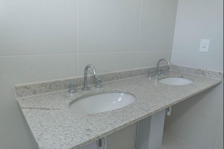 Apartamento para alugar com 180m², 4 quartos e 3 vagas Apartamento para alugar com 180m², 4 quartos e 3 vagasBanheiro da Suíte 4