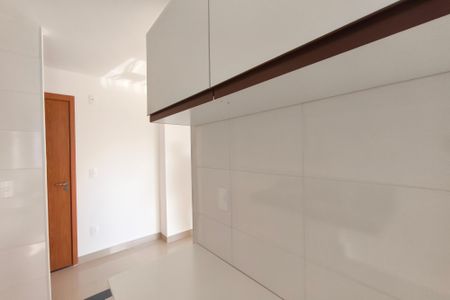 Apartamento para alugar com 44m², 2 quartos e 1 vaga Apartamento para alugar com 44m², 2 quartos e 1 vagaCozinha