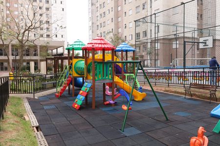 Apartamento para alugar com 47m², 2 quartos e 1 vagaÁrea comum - Playground