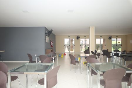 Apartamento para alugar com 47m², 2 quartos e 1 vagaÁrea comum - Salão de festas 2