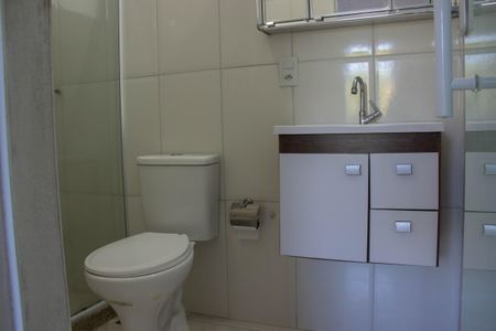 Casa para alugar com 70m², 2 quartos e sem vaga Casa para alugar com 70m², 2 quartos e sem vagaBanheiro da Suíte
