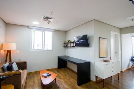 Sala de apartamento para alugar com 1 quarto, 44m² em Centro, Santo André