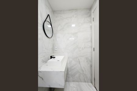 Apartamento à venda com 45m², 2 quartos e sem vagaBanheiro 