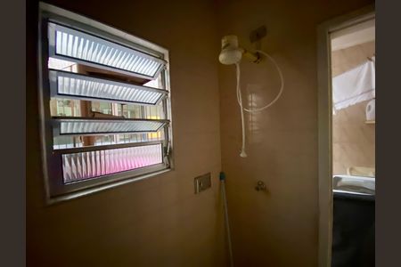 Casa à venda com 108m², 2 quartos e 2 vagas