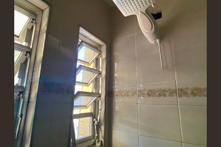 Casa à venda com 108m², 2 quartos e 2 vagas