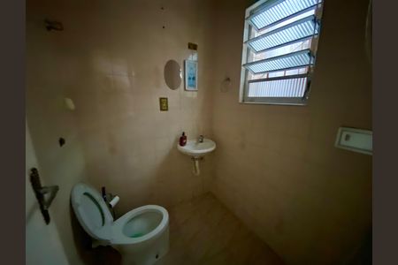 Casa à venda com 108m², 2 quartos e 2 vagas