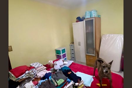 Casa à venda com 108m², 2 quartos e 2 vagas