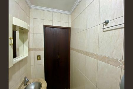 Casa à venda com 108m², 2 quartos e 2 vagas