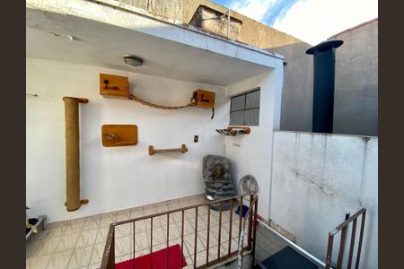 Casa à venda com 108m², 2 quartos e 2 vagas