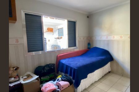 Casa à venda com 108m², 2 quartos e 2 vagas