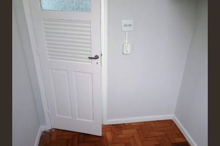 Apartamento à venda com 72m², 2 quartos e sem vaga