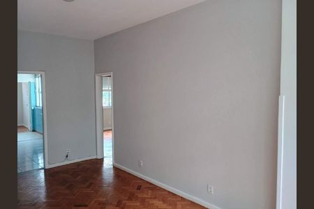 Apartamento à venda com 72m², 2 quartos e sem vaga