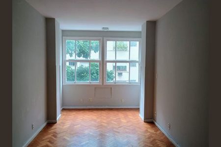 Apartamento à venda com 72m², 2 quartos e sem vaga