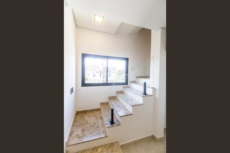 Casa à venda com 126m², 3 quartos e 2 vagas Casa à venda com 126m², 3 quartos e 2 vagasEntrada