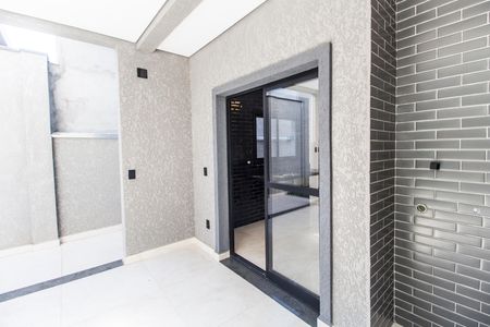 Casa à venda com 126m², 3 quartos e 2 vagas Casa à venda com 126m², 3 quartos e 2 vagasÁrea de Serviço