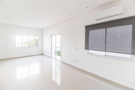 Sala  de casa de condomínio para alugar com 3 quartos, 223m² em Parque Sinai, Santana de Parnaíba