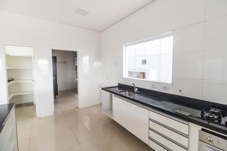 Casa de condomínio para alugar com 223m², 3 quartos e 6 vagas Casa de condomínio para alugar com 223m², 3 quartos e 6 vagasCozinha