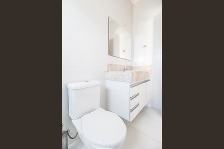 Casa de condomínio para alugar com 223m², 3 quartos e 6 vagas Casa de condomínio para alugar com 223m², 3 quartos e 6 vagasBanheiro da Suíte