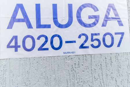 Casa de condomínio para alugar com 223m², 3 quartos e 6 vagas Casa de condomínio para alugar com 223m², 3 quartos e 6 vagasVista da Rua