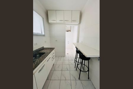 Apartamento para alugar com 100m², 2 quartos e 1 vaga Apartamento para alugar com 100m², 2 quartos e 1 vagaCozinha