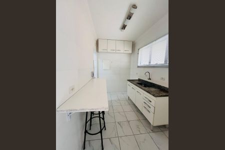 Apartamento para alugar com 100m², 2 quartos e 1 vaga Apartamento para alugar com 100m², 2 quartos e 1 vagaCozinha