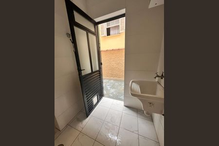 Apartamento para alugar com 100m², 2 quartos e 1 vaga Apartamento para alugar com 100m², 2 quartos e 1 vagaÁrea de serviço