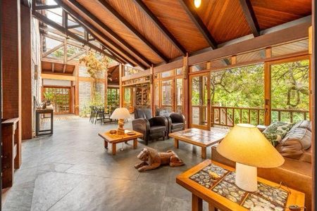 Casa para alugar com 4 quartos, 650m² em Alphaville, Santana de Parnaíba