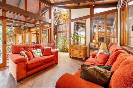 Casa para alugar com 4 quartos, 650m² em Alphaville, Santana de Parnaíba