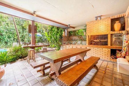 Casa para alugar com 650m², 4 quartos e 9 vagas