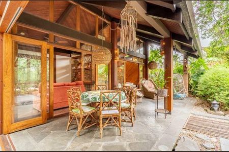Casa para alugar com 650m², 4 quartos e 9 vagas