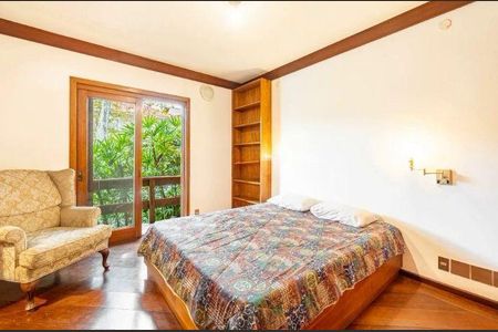 Casa para alugar com 650m², 4 quartos e 9 vagas