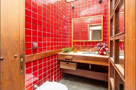 Casa para alugar com 650m², 4 quartos e 9 vagas