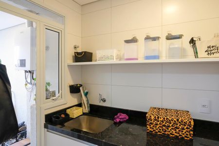 Apartamento à venda com 84m², 2 quartos e 2 vagasÁrea de serviço