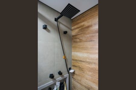 Apartamento à venda com 84m², 2 quartos e 2 vagasBanheiro da Suíte 1