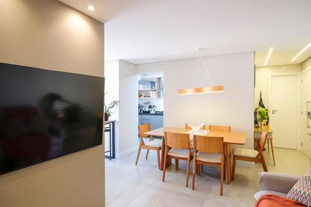 Apartamento à venda com 84m², 2 quartos e 2 vagasSala