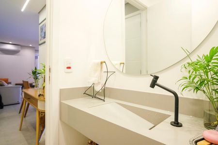 Apartamento à venda com 84m², 2 quartos e 2 vagasLavabo