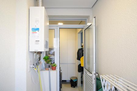 Apartamento à venda com 84m², 2 quartos e 2 vagasÁrea de serviço
