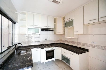 Casa de condomínio para alugar com 85m², 2 quartos e 1 vagaCozinha