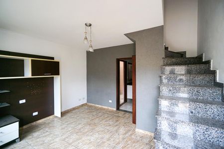 Casa de condomínio para alugar com 85m², 2 quartos e 1 vagaSala